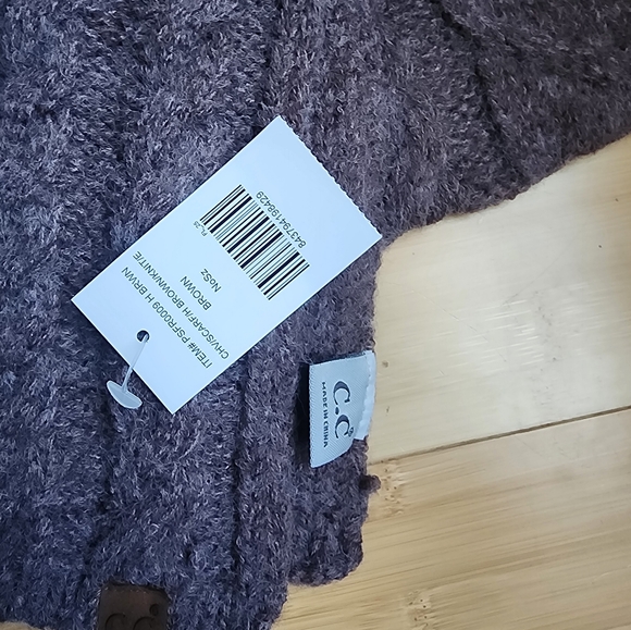 NWT C.C knit brown scarf - Picture 2 of 3